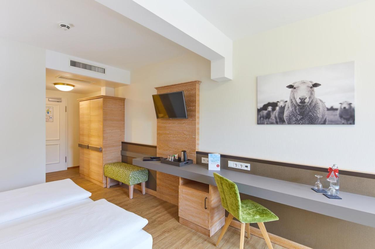 Landgasthof Hotel Hess Нойенштайн Экстерьер фото