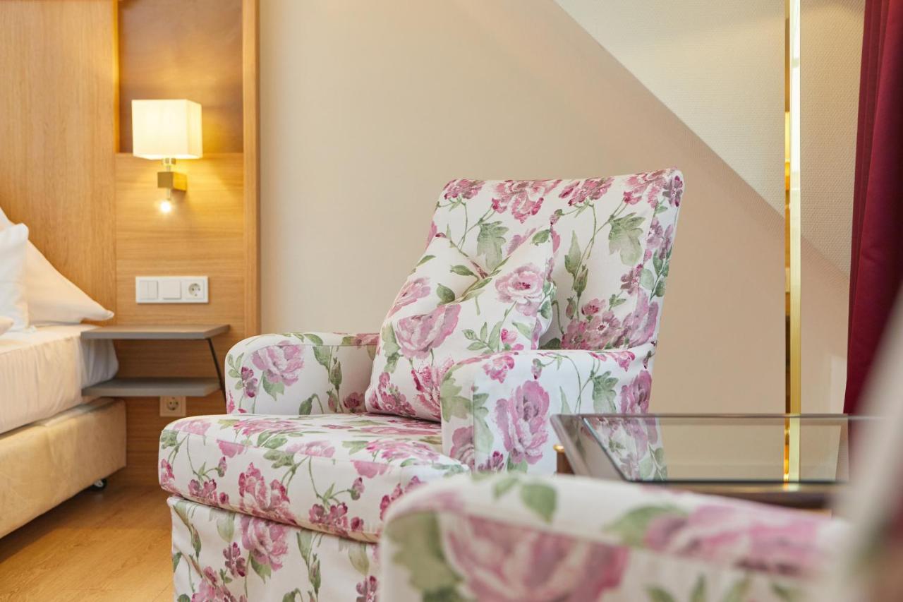 Landgasthof Hotel Hess Нойенштайн Экстерьер фото