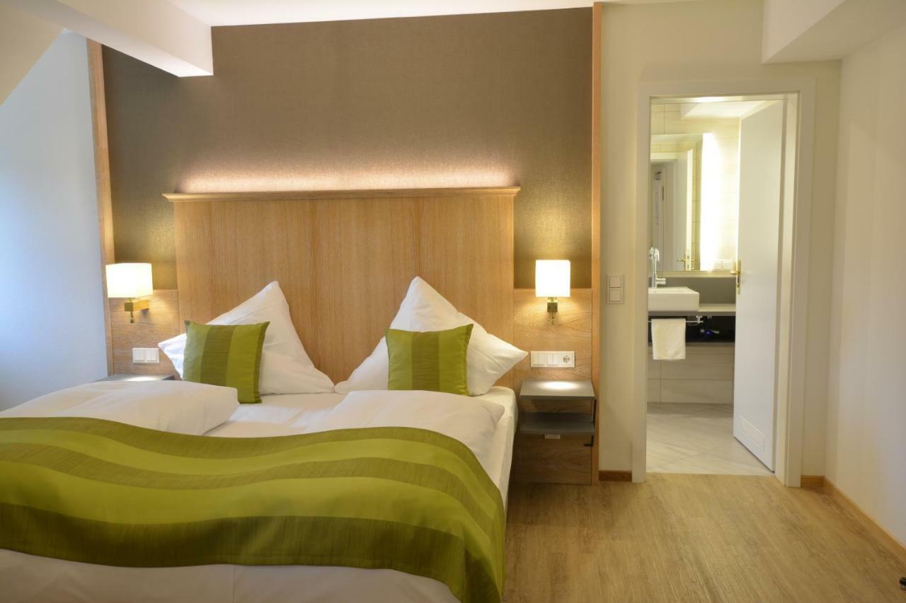 Landgasthof Hotel Hess Нойенштайн Экстерьер фото